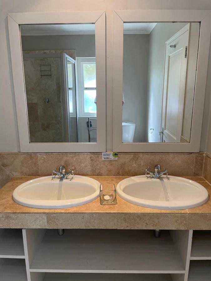 11 Westcliff Rentals Германус Екстер'єр фото